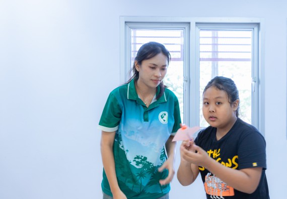 ภาพกิจกรรม  คณะวิทยาศาสตร์และเทคโนโลยี มหาวิทยาลัยราชภัฏกำแพงเพชร ร่วมกับโรงเรียนอนุบาลกำแพงเพชร ห้องเรียนพิเศษคณิตศาสตร์และวิทยาศาสตร์ (MSP) ได้กำหนดจัดกิจกรรมค่ายปฏิบัติการทางวิทยาศาสตร์ ตามโครงการฝึกทักษะเพื่อพัฒนาอัจฉริยภาพวิทยาศาสตร์ 