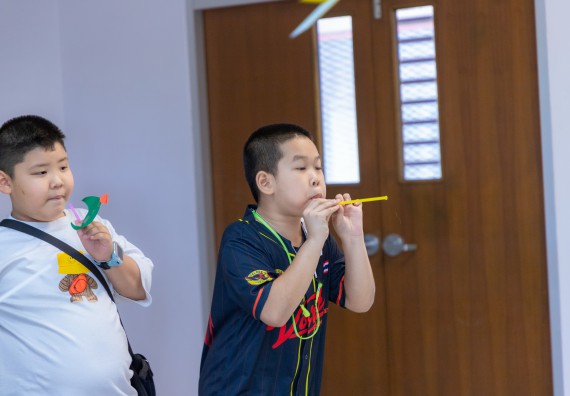 ภาพกิจกรรม  คณะวิทยาศาสตร์และเทคโนโลยี มหาวิทยาลัยราชภัฏกำแพงเพชร ร่วมกับโรงเรียนอนุบาลกำแพงเพชร ห้องเรียนพิเศษคณิตศาสตร์และวิทยาศาสตร์ (MSP) ได้กำหนดจัดกิจกรรมค่ายปฏิบัติการทางวิทยาศาสตร์ ตามโครงการฝึกทักษะเพื่อพัฒนาอัจฉริยภาพวิทยาศาสตร์ 