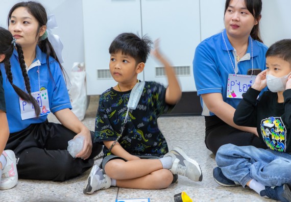 ภาพกิจกรรม  คณะวิทยาศาสตร์และเทคโนโลยี มหาวิทยาลัยราชภัฏกำแพงเพชร ร่วมกับโรงเรียนอนุบาลกำแพงเพชร ห้องเรียนพิเศษคณิตศาสตร์และวิทยาศาสตร์ (MSP) ได้กำหนดจัดกิจกรรมค่ายปฏิบัติการทางวิทยาศาสตร์ ตามโครงการฝึกทักษะเพื่อพัฒนาอัจฉริยภาพวิทยาศาสตร์ 