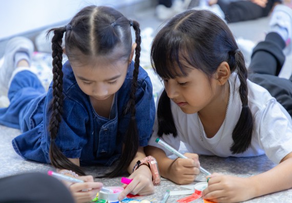 ภาพกิจกรรม  คณะวิทยาศาสตร์และเทคโนโลยี มหาวิทยาลัยราชภัฏกำแพงเพชร ร่วมกับโรงเรียนอนุบาลกำแพงเพชร ห้องเรียนพิเศษคณิตศาสตร์และวิทยาศาสตร์ (MSP) ได้กำหนดจัดกิจกรรมค่ายปฏิบัติการทางวิทยาศาสตร์ ตามโครงการฝึกทักษะเพื่อพัฒนาอัจฉริยภาพวิทยาศาสตร์ 