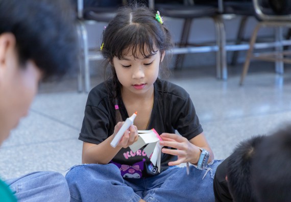 ภาพกิจกรรม  คณะวิทยาศาสตร์และเทคโนโลยี มหาวิทยาลัยราชภัฏกำแพงเพชร ร่วมกับโรงเรียนอนุบาลกำแพงเพชร ห้องเรียนพิเศษคณิตศาสตร์และวิทยาศาสตร์ (MSP) ได้กำหนดจัดกิจกรรมค่ายปฏิบัติการทางวิทยาศาสตร์ ตามโครงการฝึกทักษะเพื่อพัฒนาอัจฉริยภาพวิทยาศาสตร์ 