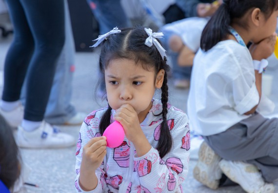 ภาพกิจกรรม  คณะวิทยาศาสตร์และเทคโนโลยี มหาวิทยาลัยราชภัฏกำแพงเพชร ร่วมกับโรงเรียนอนุบาลกำแพงเพชร ห้องเรียนพิเศษคณิตศาสตร์และวิทยาศาสตร์ (MSP) ได้กำหนดจัดกิจกรรมค่ายปฏิบัติการทางวิทยาศาสตร์ ตามโครงการฝึกทักษะเพื่อพัฒนาอัจฉริยภาพวิทยาศาสตร์ 
