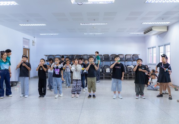 ภาพกิจกรรม  คณะวิทยาศาสตร์และเทคโนโลยี มหาวิทยาลัยราชภัฏกำแพงเพชร ร่วมกับโรงเรียนอนุบาลกำแพงเพชร ห้องเรียนพิเศษคณิตศาสตร์และวิทยาศาสตร์ (MSP) ได้กำหนดจัดกิจกรรมค่ายปฏิบัติการทางวิทยาศาสตร์ ตามโครงการฝึกทักษะเพื่อพัฒนาอัจฉริยภาพวิทยาศาสตร์ 