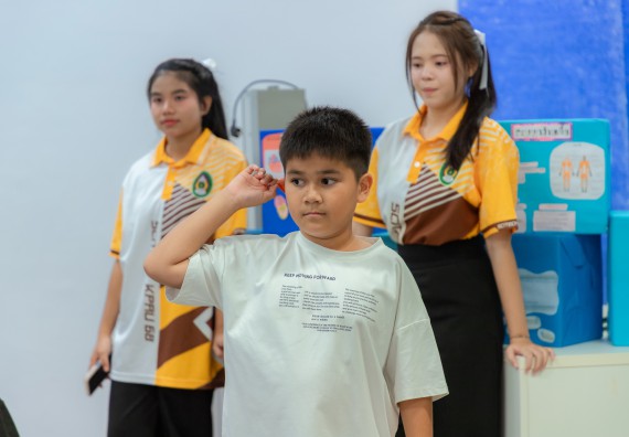 ภาพกิจกรรม  คณะวิทยาศาสตร์และเทคโนโลยี มหาวิทยาลัยราชภัฏกำแพงเพชร ร่วมกับโรงเรียนอนุบาลกำแพงเพชร ห้องเรียนพิเศษคณิตศาสตร์และวิทยาศาสตร์ (MSP) ได้กำหนดจัดกิจกรรมค่ายปฏิบัติการทางวิทยาศาสตร์ ตามโครงการฝึกทักษะเพื่อพัฒนาอัจฉริยภาพวิทยาศาสตร์ 