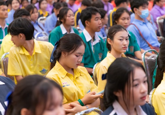 ภาพกิจกรรม  คณะวิทยาศาสตร์และเทคโนโลยี มหาวิทยาลัยราชภัฏกำแพงเพชร จัดกิจกรรมค่ายวิทยาศาสตร์สร้างสรรค์ ปั้นฝันเยาวชน ปีการศึกษา 2568