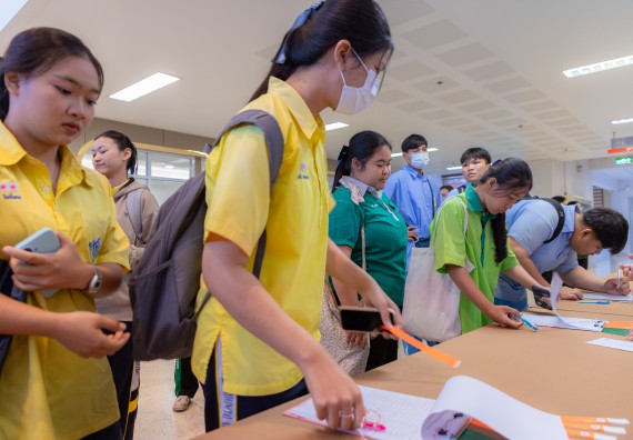 ภาพกิจกรรม  คณะวิทยาศาสตร์และเทคโนโลยี มหาวิทยาลัยราชภัฏกำแพงเพชร จัดกิจกรรมค่ายวิทยาศาสตร์สร้างสรรค์ ปั้นฝันเยาวชน ปีการศึกษา 2568