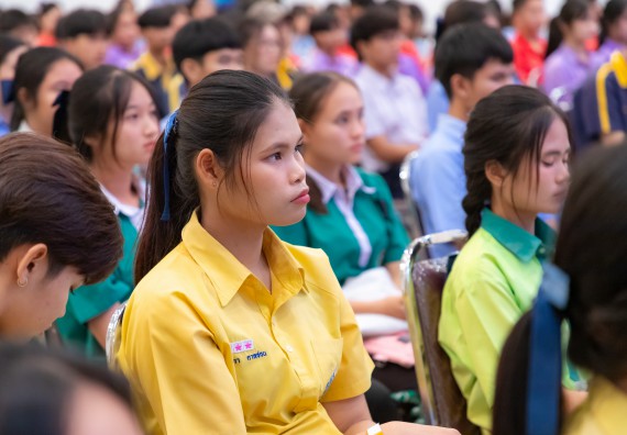 ภาพกิจกรรม  คณะวิทยาศาสตร์และเทคโนโลยี มหาวิทยาลัยราชภัฏกำแพงเพชร จัดกิจกรรมค่ายวิทยาศาสตร์สร้างสรรค์ ปั้นฝันเยาวชน ปีการศึกษา 2568