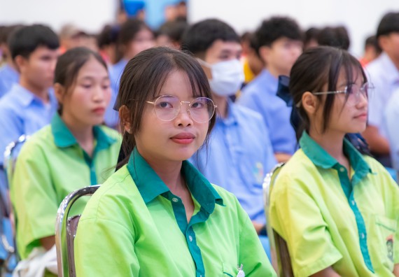 ภาพกิจกรรม  คณะวิทยาศาสตร์และเทคโนโลยี มหาวิทยาลัยราชภัฏกำแพงเพชร จัดกิจกรรมค่ายวิทยาศาสตร์สร้างสรรค์ ปั้นฝันเยาวชน ปีการศึกษา 2568