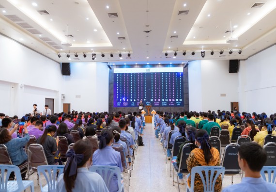 ภาพกิจกรรม  คณะวิทยาศาสตร์และเทคโนโลยี มหาวิทยาลัยราชภัฏกำแพงเพชร จัดกิจกรรมค่ายวิทยาศาสตร์สร้างสรรค์ ปั้นฝันเยาวชน ปีการศึกษา 2568