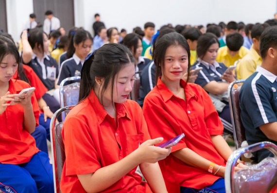 ภาพกิจกรรม  คณะวิทยาศาสตร์และเทคโนโลยี มหาวิทยาลัยราชภัฏกำแพงเพชร จัดกิจกรรมค่ายวิทยาศาสตร์สร้างสรรค์ ปั้นฝันเยาวชน ปีการศึกษา 2568
