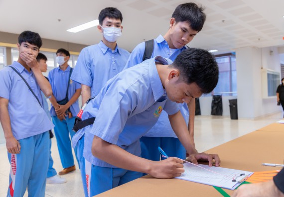 ภาพกิจกรรม  คณะวิทยาศาสตร์และเทคโนโลยี มหาวิทยาลัยราชภัฏกำแพงเพชร จัดกิจกรรมค่ายวิทยาศาสตร์สร้างสรรค์ ปั้นฝันเยาวชน ปีการศึกษา 2568