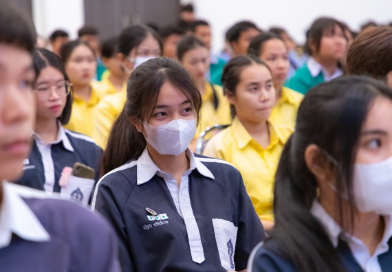 ภาพกิจกรรม  คณะวิทยาศาสตร์และเทคโนโลยี มหาวิทยาลัยราชภัฏกำแพงเพชร จัดกิจกรรมค่ายวิทยาศาสตร์สร้างสรรค์ ปั้นฝันเยาวชน ปีการศึกษา 2568