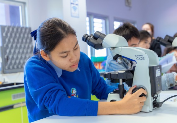 ภาพกิจกรรม  คณะวิทยาศาสตร์และเทคโนโลยี มหาวิทยาลัยราชภัฏกำแพงเพชร จัดกิจกรรมค่ายวิทยาศาสตร์สร้างสรรค์ ปั้นฝันเยาวชน ปีการศึกษา 2568