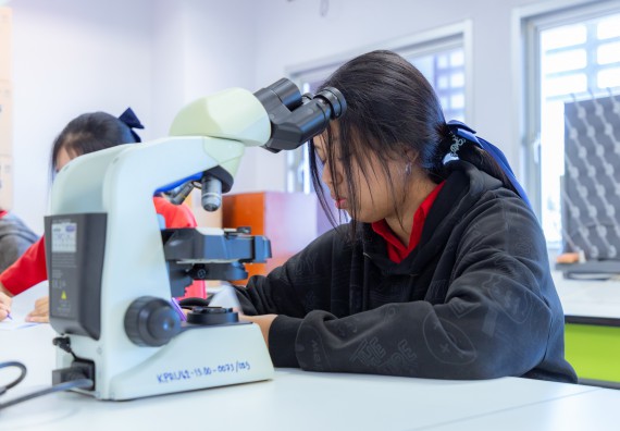 ภาพกิจกรรม  คณะวิทยาศาสตร์และเทคโนโลยี มหาวิทยาลัยราชภัฏกำแพงเพชร จัดกิจกรรมค่ายวิทยาศาสตร์สร้างสรรค์ ปั้นฝันเยาวชน ปีการศึกษา 2568