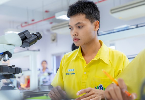 ภาพกิจกรรม  คณะวิทยาศาสตร์และเทคโนโลยี มหาวิทยาลัยราชภัฏกำแพงเพชร จัดกิจกรรมค่ายวิทยาศาสตร์สร้างสรรค์ ปั้นฝันเยาวชน ปีการศึกษา 2568