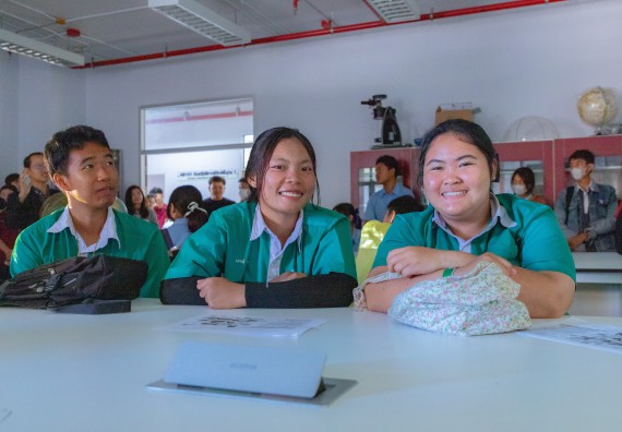 ภาพกิจกรรม  คณะวิทยาศาสตร์และเทคโนโลยี มหาวิทยาลัยราชภัฏกำแพงเพชร จัดกิจกรรมค่ายวิทยาศาสตร์สร้างสรรค์ ปั้นฝันเยาวชน ปีการศึกษา 2568