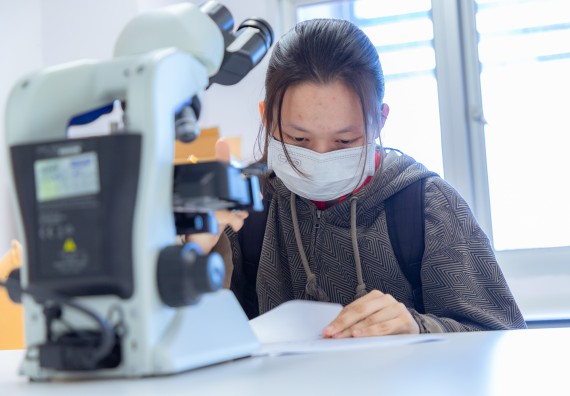 ภาพกิจกรรม  คณะวิทยาศาสตร์และเทคโนโลยี มหาวิทยาลัยราชภัฏกำแพงเพชร จัดกิจกรรมค่ายวิทยาศาสตร์สร้างสรรค์ ปั้นฝันเยาวชน ปีการศึกษา 2568