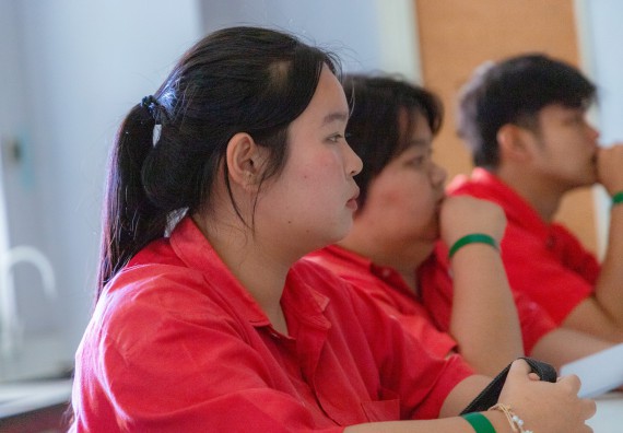 ภาพกิจกรรม  คณะวิทยาศาสตร์และเทคโนโลยี มหาวิทยาลัยราชภัฏกำแพงเพชร จัดกิจกรรมค่ายวิทยาศาสตร์สร้างสรรค์ ปั้นฝันเยาวชน ปีการศึกษา 2568