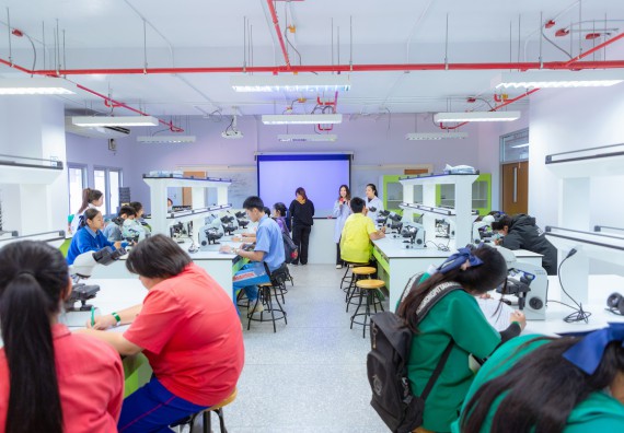 ภาพกิจกรรม  คณะวิทยาศาสตร์และเทคโนโลยี มหาวิทยาลัยราชภัฏกำแพงเพชร จัดกิจกรรมค่ายวิทยาศาสตร์สร้างสรรค์ ปั้นฝันเยาวชน ปีการศึกษา 2568