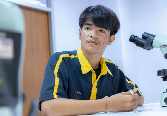 ภาพกิจกรรม  คณะวิทยาศาสตร์และเทคโนโลยี มหาวิทยาลัยราชภัฏกำแพงเพชร จัดกิจกรรมค่ายวิทยาศาสตร์สร้างสรรค์ ปั้นฝันเยาวชน ปีการศึกษา 2568