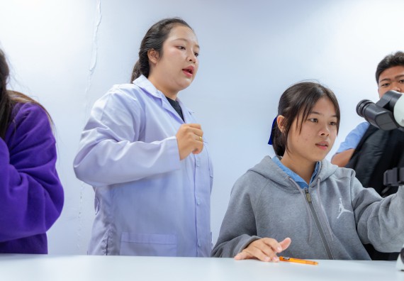 ภาพกิจกรรม  คณะวิทยาศาสตร์และเทคโนโลยี มหาวิทยาลัยราชภัฏกำแพงเพชร จัดกิจกรรมค่ายวิทยาศาสตร์สร้างสรรค์ ปั้นฝันเยาวชน ปีการศึกษา 2568