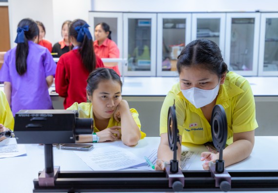 ภาพกิจกรรม  คณะวิทยาศาสตร์และเทคโนโลยี มหาวิทยาลัยราชภัฏกำแพงเพชร จัดกิจกรรมค่ายวิทยาศาสตร์สร้างสรรค์ ปั้นฝันเยาวชน ปีการศึกษา 2568