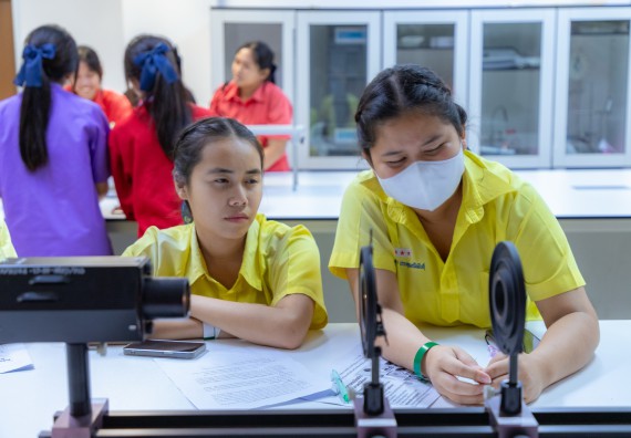 ภาพกิจกรรม  คณะวิทยาศาสตร์และเทคโนโลยี มหาวิทยาลัยราชภัฏกำแพงเพชร จัดกิจกรรมค่ายวิทยาศาสตร์สร้างสรรค์ ปั้นฝันเยาวชน ปีการศึกษา 2568