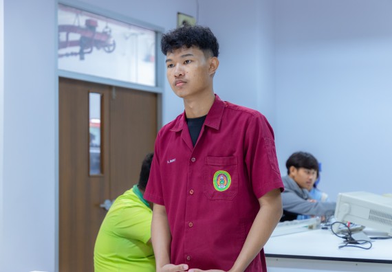 ภาพกิจกรรม  คณะวิทยาศาสตร์และเทคโนโลยี มหาวิทยาลัยราชภัฏกำแพงเพชร จัดกิจกรรมค่ายวิทยาศาสตร์สร้างสรรค์ ปั้นฝันเยาวชน ปีการศึกษา 2568