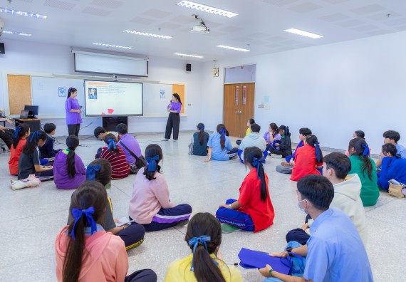 ภาพกิจกรรม  คณะวิทยาศาสตร์และเทคโนโลยี มหาวิทยาลัยราชภัฏกำแพงเพชร จัดกิจกรรมค่ายวิทยาศาสตร์สร้างสรรค์ ปั้นฝันเยาวชน ปีการศึกษา 2568