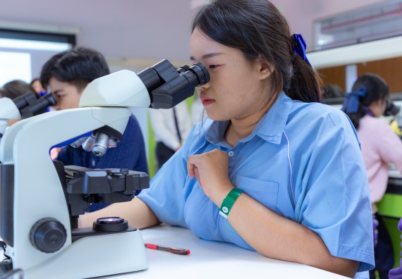 ภาพกิจกรรม  คณะวิทยาศาสตร์และเทคโนโลยี มหาวิทยาลัยราชภัฏกำแพงเพชร จัดกิจกรรมค่ายวิทยาศาสตร์สร้างสรรค์ ปั้นฝันเยาวชน ปีการศึกษา 2568