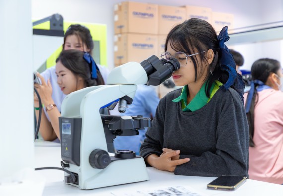 ภาพกิจกรรม  คณะวิทยาศาสตร์และเทคโนโลยี มหาวิทยาลัยราชภัฏกำแพงเพชร จัดกิจกรรมค่ายวิทยาศาสตร์สร้างสรรค์ ปั้นฝันเยาวชน ปีการศึกษา 2568