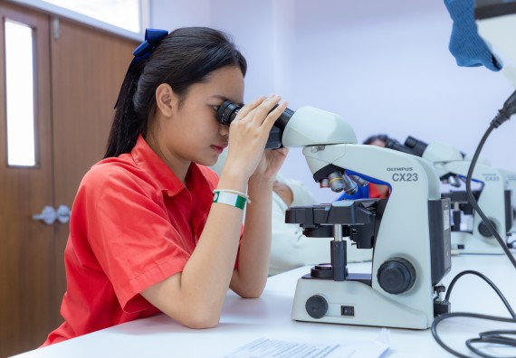 ภาพกิจกรรม  คณะวิทยาศาสตร์และเทคโนโลยี มหาวิทยาลัยราชภัฏกำแพงเพชร จัดกิจกรรมค่ายวิทยาศาสตร์สร้างสรรค์ ปั้นฝันเยาวชน ปีการศึกษา 2568