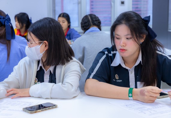 ภาพกิจกรรม  คณะวิทยาศาสตร์และเทคโนโลยี มหาวิทยาลัยราชภัฏกำแพงเพชร จัดกิจกรรมค่ายวิทยาศาสตร์สร้างสรรค์ ปั้นฝันเยาวชน ปีการศึกษา 2568