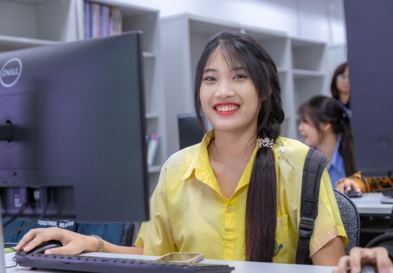 ภาพกิจกรรม  คณะวิทยาศาสตร์และเทคโนโลยี มหาวิทยาลัยราชภัฏกำแพงเพชร จัดกิจกรรมค่ายวิทยาศาสตร์สร้างสรรค์ ปั้นฝันเยาวชน ปีการศึกษา 2568