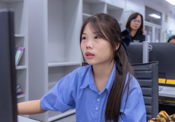 ภาพกิจกรรม  คณะวิทยาศาสตร์และเทคโนโลยี มหาวิทยาลัยราชภัฏกำแพงเพชร จัดกิจกรรมค่ายวิทยาศาสตร์สร้างสรรค์ ปั้นฝันเยาวชน ปีการศึกษา 2568