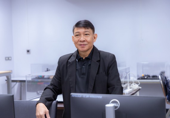 ภาพกิจกรรม  คณะวิทยาศาสตร์และเทคโนโลยี มหาวิทยาลัยราชภัฏกำแพงเพชร จัดกิจกรรมค่ายวิทยาศาสตร์สร้างสรรค์ ปั้นฝันเยาวชน ปีการศึกษา 2568