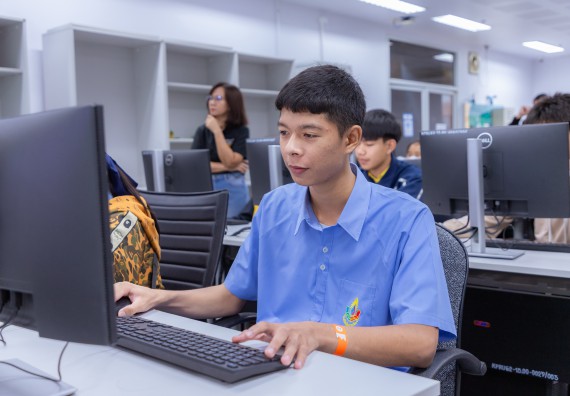 ภาพกิจกรรม  คณะวิทยาศาสตร์และเทคโนโลยี มหาวิทยาลัยราชภัฏกำแพงเพชร จัดกิจกรรมค่ายวิทยาศาสตร์สร้างสรรค์ ปั้นฝันเยาวชน ปีการศึกษา 2568