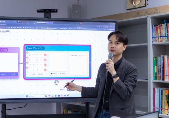 ภาพกิจกรรม  คณะวิทยาศาสตร์และเทคโนโลยี มหาวิทยาลัยราชภัฏกำแพงเพชร จัดกิจกรรมค่ายวิทยาศาสตร์สร้างสรรค์ ปั้นฝันเยาวชน ปีการศึกษา 2568