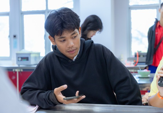 ภาพกิจกรรม  คณะวิทยาศาสตร์และเทคโนโลยี มหาวิทยาลัยราชภัฏกำแพงเพชร จัดกิจกรรมค่ายวิทยาศาสตร์สร้างสรรค์ ปั้นฝันเยาวชน ปีการศึกษา 2568