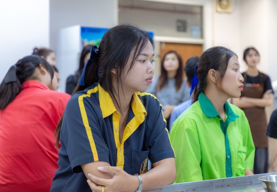 ภาพกิจกรรม  คณะวิทยาศาสตร์และเทคโนโลยี มหาวิทยาลัยราชภัฏกำแพงเพชร จัดกิจกรรมค่ายวิทยาศาสตร์สร้างสรรค์ ปั้นฝันเยาวชน ปีการศึกษา 2568