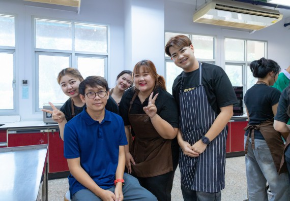 ภาพกิจกรรม  คณะวิทยาศาสตร์และเทคโนโลยี มหาวิทยาลัยราชภัฏกำแพงเพชร จัดกิจกรรมค่ายวิทยาศาสตร์สร้างสรรค์ ปั้นฝันเยาวชน ปีการศึกษา 2568