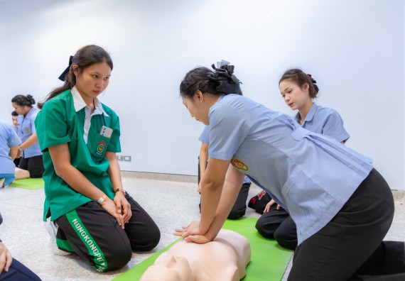 ภาพกิจกรรม  คณะวิทยาศาสตร์และเทคโนโลยี มหาวิทยาลัยราชภัฏกำแพงเพชร จัดกิจกรรมค่ายวิทยาศาสตร์สร้างสรรค์ ปั้นฝันเยาวชน ปีการศึกษา 2568