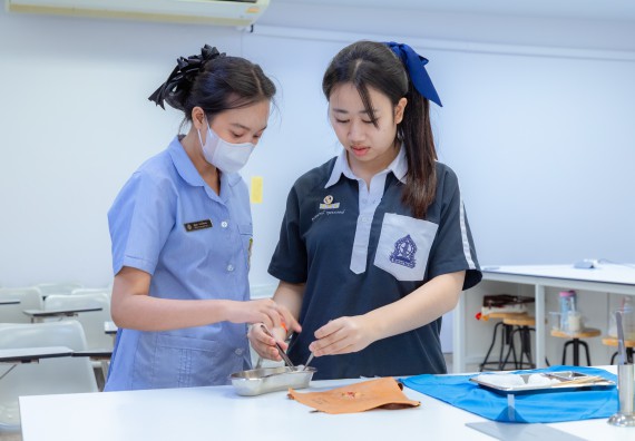 ภาพกิจกรรม  คณะวิทยาศาสตร์และเทคโนโลยี มหาวิทยาลัยราชภัฏกำแพงเพชร จัดกิจกรรมค่ายวิทยาศาสตร์สร้างสรรค์ ปั้นฝันเยาวชน ปีการศึกษา 2568