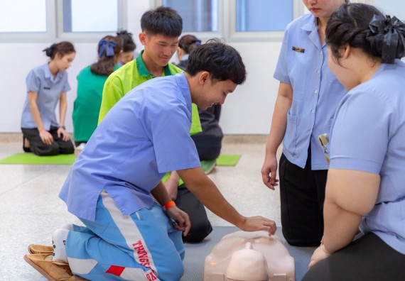 ภาพกิจกรรม  คณะวิทยาศาสตร์และเทคโนโลยี มหาวิทยาลัยราชภัฏกำแพงเพชร จัดกิจกรรมค่ายวิทยาศาสตร์สร้างสรรค์ ปั้นฝันเยาวชน ปีการศึกษา 2568