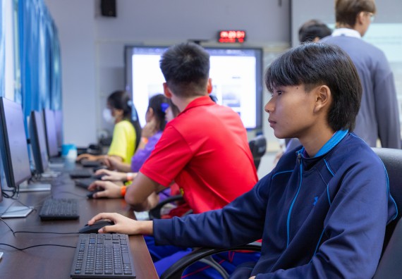 ภาพกิจกรรม  คณะวิทยาศาสตร์และเทคโนโลยี มหาวิทยาลัยราชภัฏกำแพงเพชร จัดกิจกรรมค่ายวิทยาศาสตร์สร้างสรรค์ ปั้นฝันเยาวชน ปีการศึกษา 2568