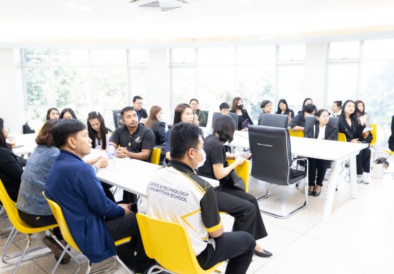 ภาพกิจกรรม  คณะวิทยาศาสตร์และเทคโนโลยี มหาวิทยาลัยราชภัฏกำแพงเพชร จัดกิจกรรมค่ายวิทยาศาสตร์สร้างสรรค์ ปั้นฝันเยาวชน ปีการศึกษา 2568