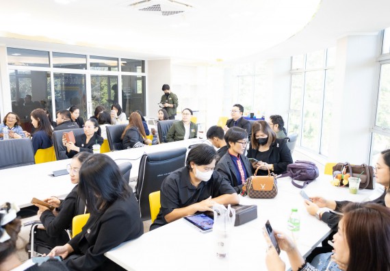 ภาพกิจกรรม  คณะวิทยาศาสตร์และเทคโนโลยี มหาวิทยาลัยราชภัฏกำแพงเพชร จัดกิจกรรมค่ายวิทยาศาสตร์สร้างสรรค์ ปั้นฝันเยาวชน ปีการศึกษา 2568