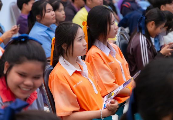 ภาพกิจกรรม  คณะวิทยาศาสตร์และเทคโนโลยี มหาวิทยาลัยราชภัฏกำแพงเพชร จัดกิจกรรมค่ายวิทยาศาสตร์สร้างสรรค์ ปั้นฝันเยาวชน ปีการศึกษา 2568