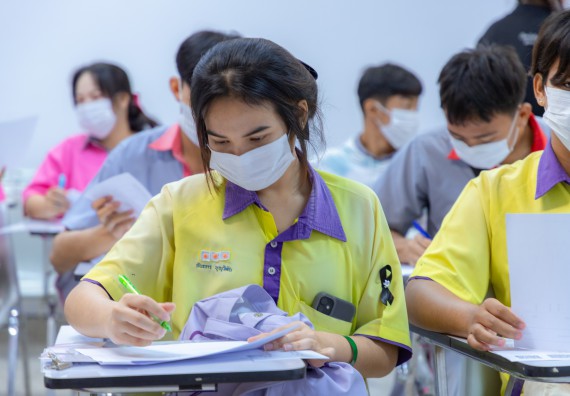 ภาพกิจกรรม  คณะวิทยาศาสตร์และเทคโนโลยี มหาวิทยาลัยราชภัฏกำแพงเพชร จัดกิจกรรมค่ายวิทยาศาสตร์สร้างสรรค์ ปั้นฝันเยาวชน ปีการศึกษา 2568