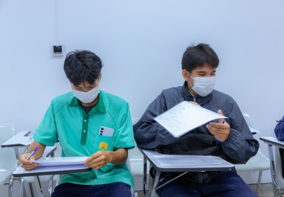 ภาพกิจกรรม  คณะวิทยาศาสตร์และเทคโนโลยี มหาวิทยาลัยราชภัฏกำแพงเพชร จัดกิจกรรมค่ายวิทยาศาสตร์สร้างสรรค์ ปั้นฝันเยาวชน ปีการศึกษา 2568